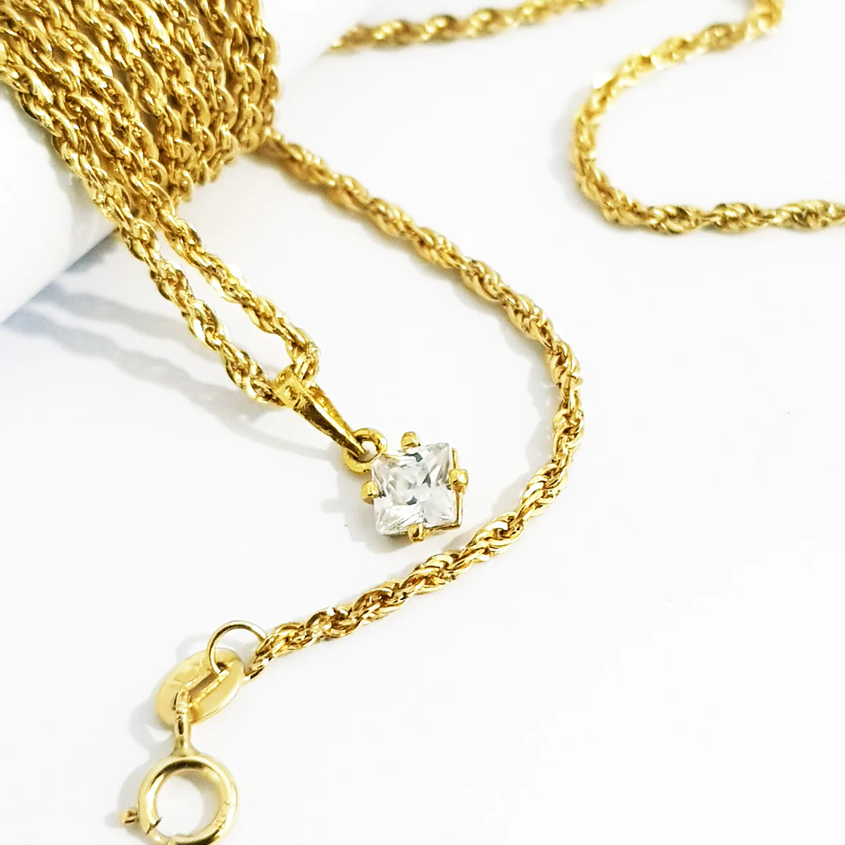 18K Pure Gold Beautiful Stone Necklace - Image 3