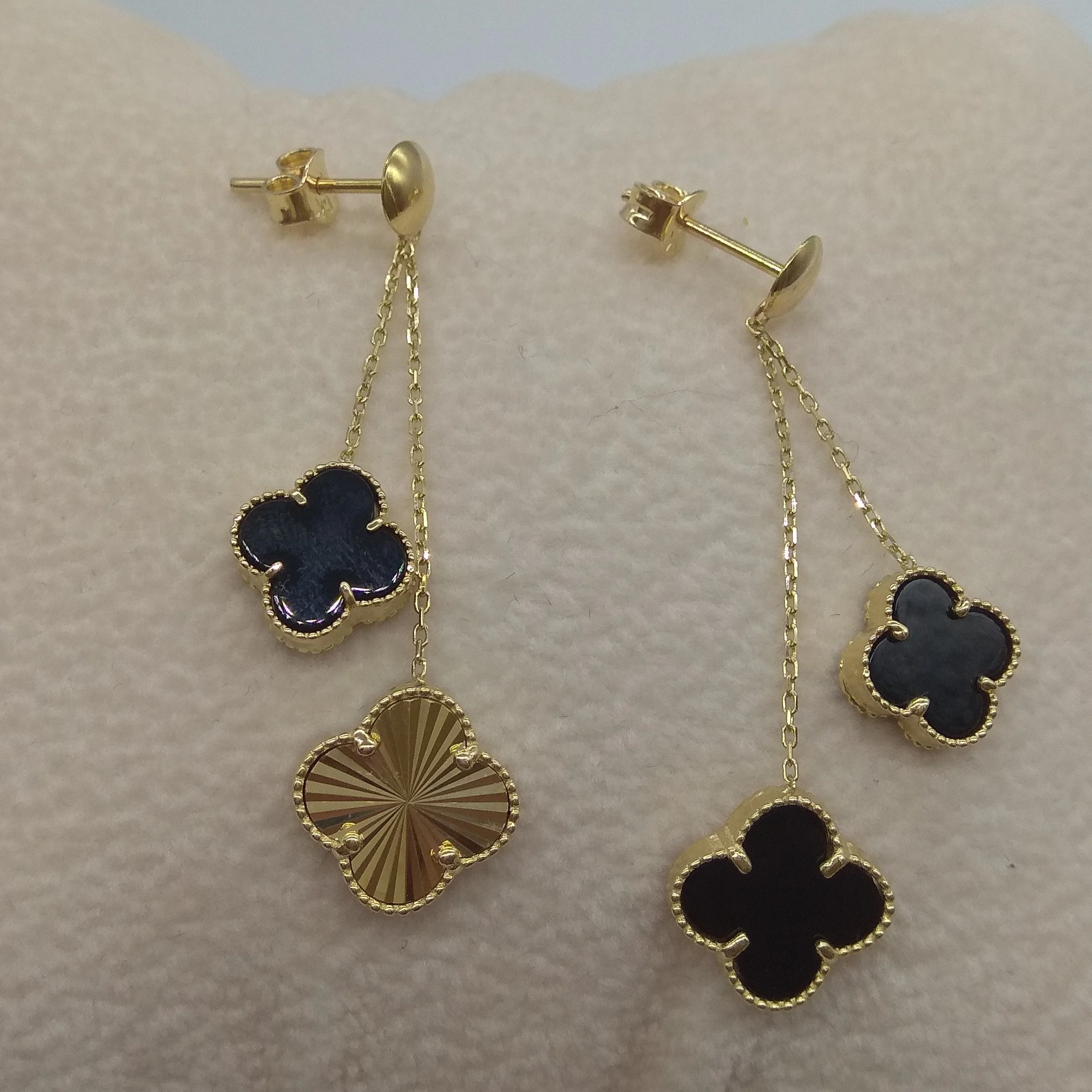 18K Pure Gold Dangling V.C Black Earring Set - Image 7