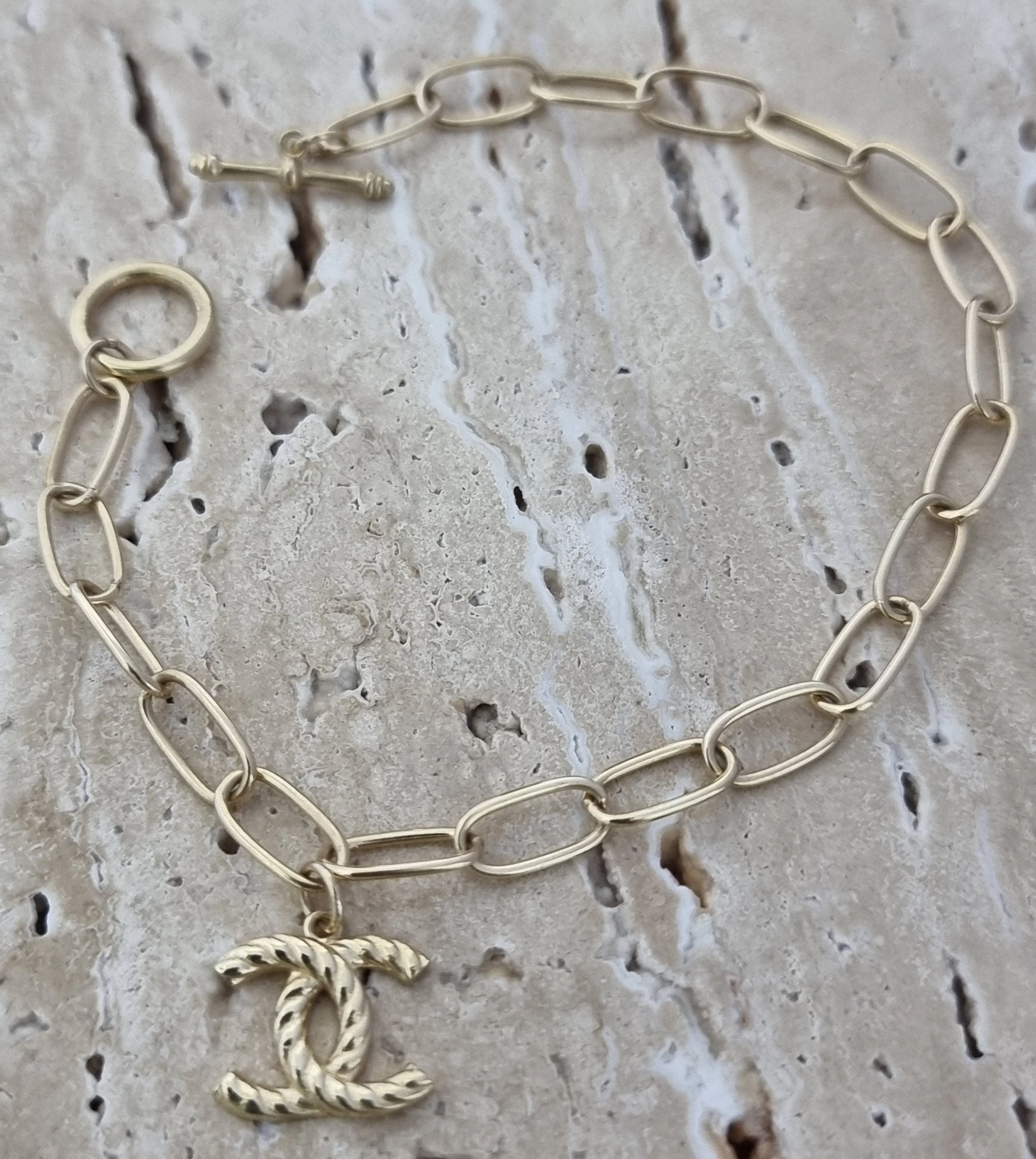 18K Pure Gold Elegant C.H Bracelet - Image 5