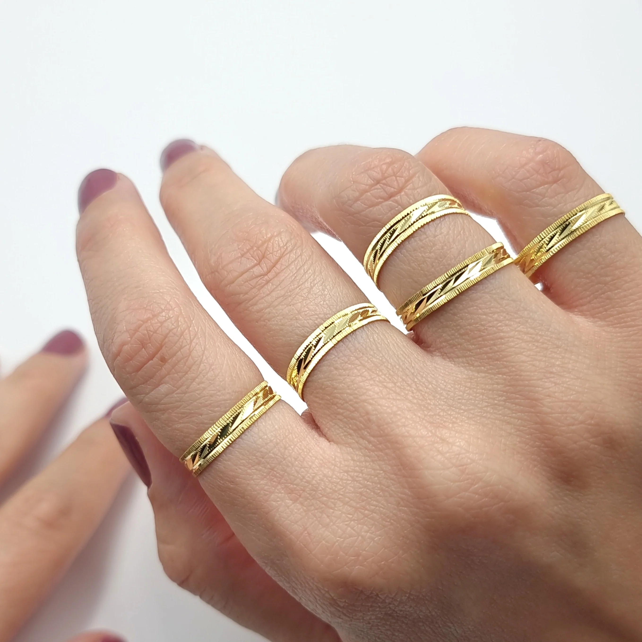 18K Pure Gold Elegant Design Couple Ring - Image 3