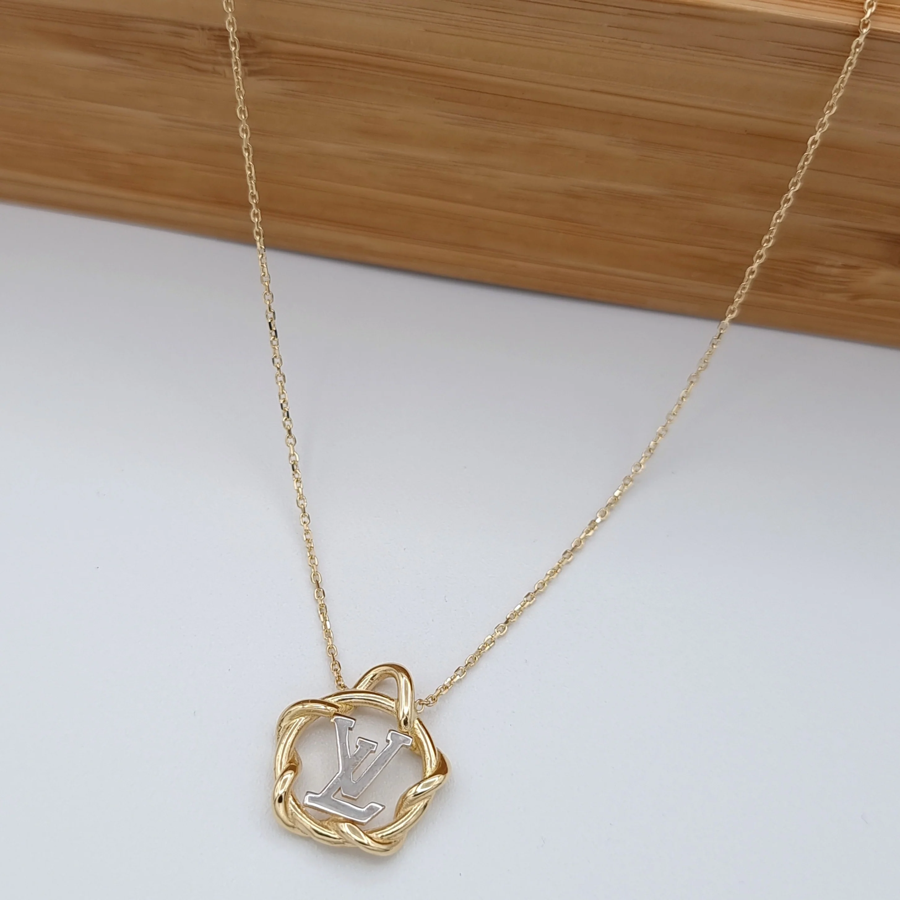 18K Pure Gold Elegant L.V Necklace - Image 6
