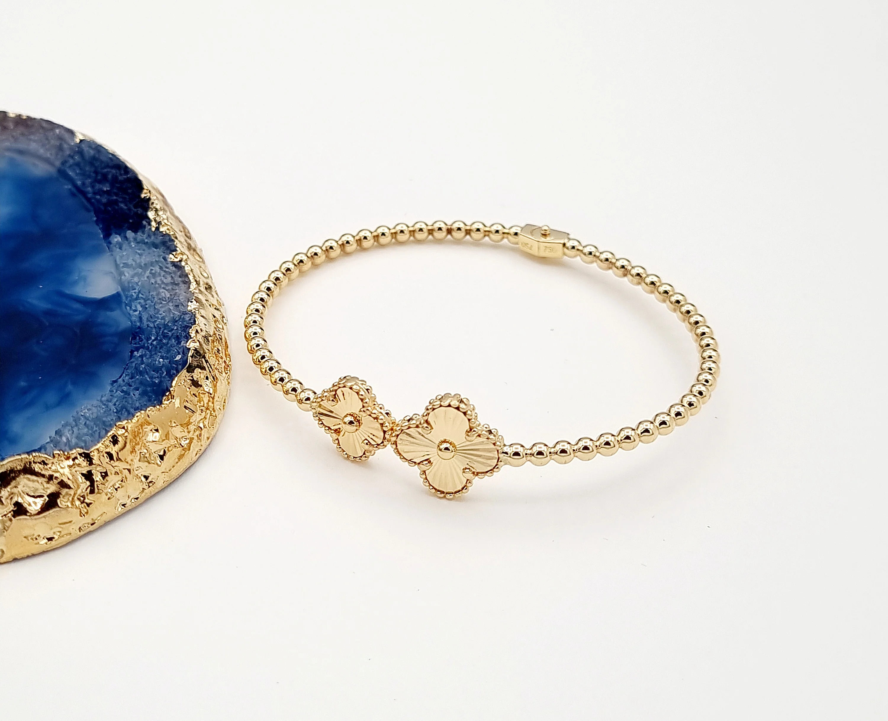 18K Pure Gold V.C Flower Seed Bangle - Image 4