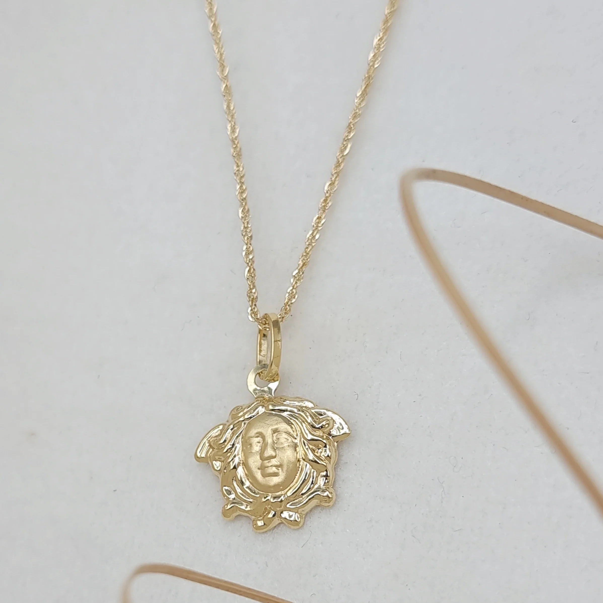 18K Pure Gold V.R.C Necklace - Image 5