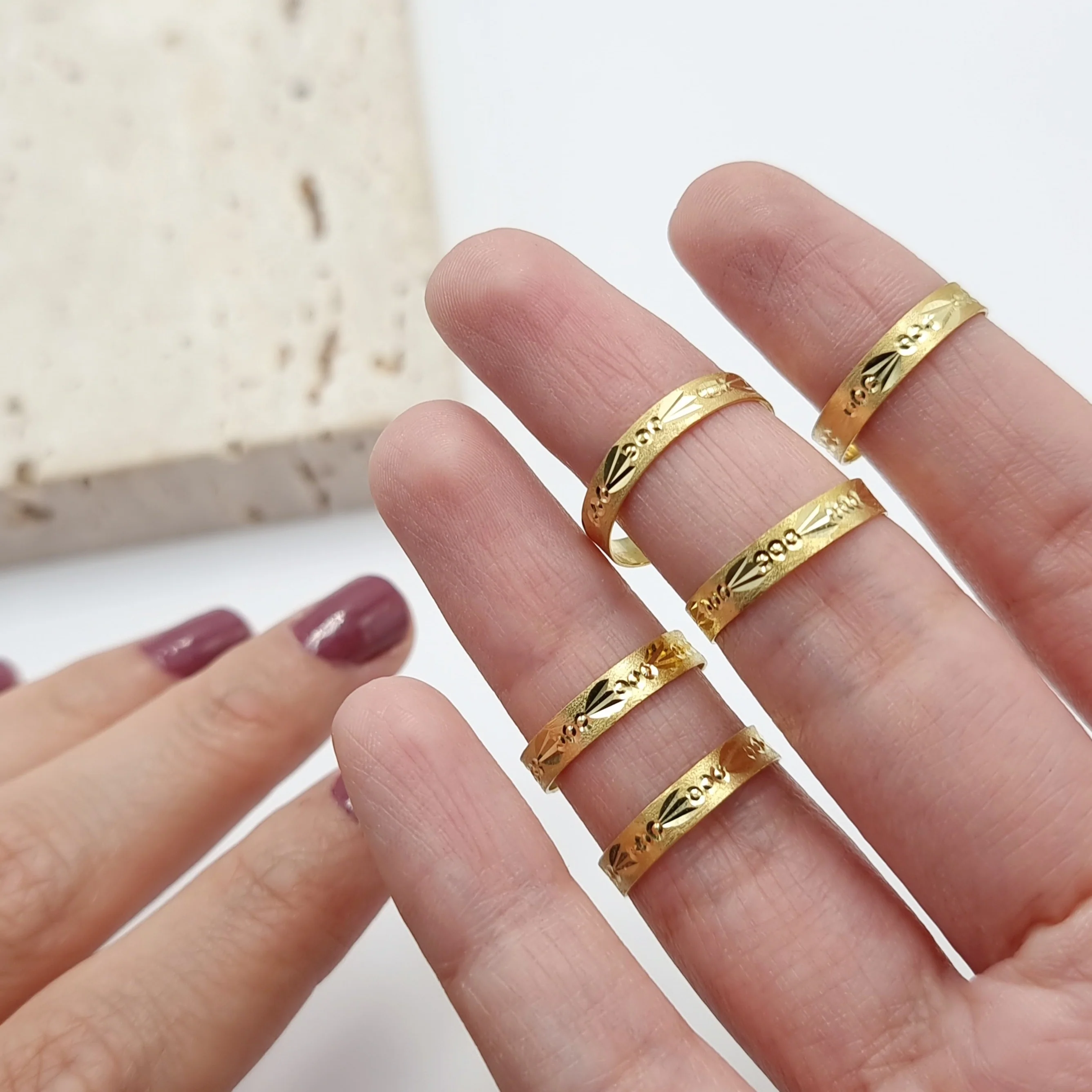 18K Pure Gold Elegant Design Couple Ring - Image 4