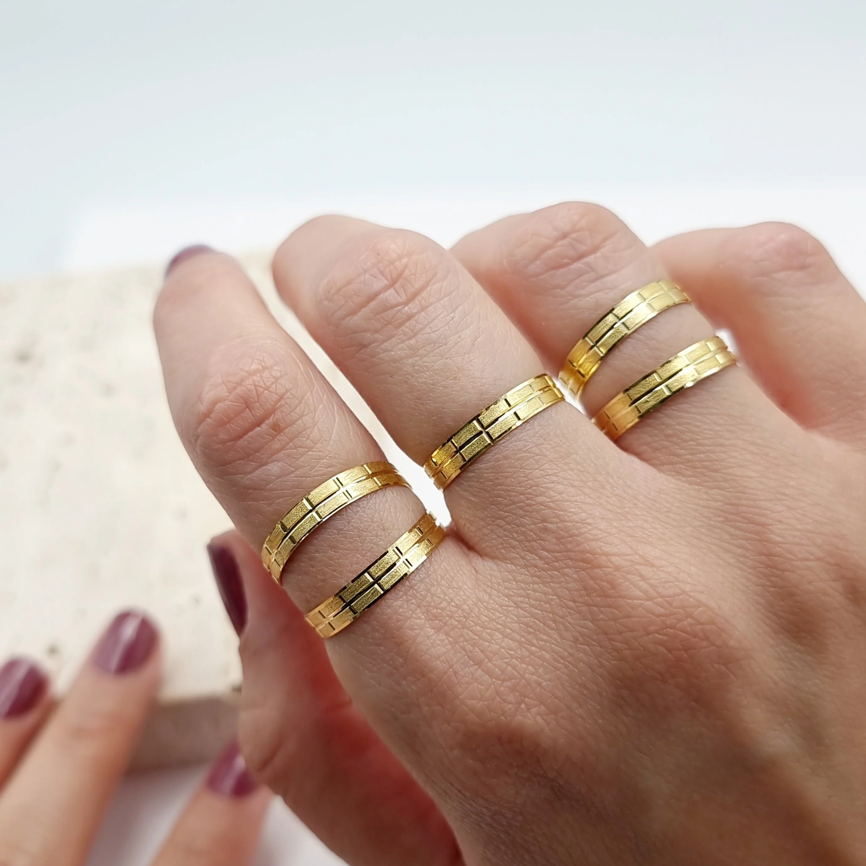 18K Pure Gold Elegant Design Couple Ring - Image 3