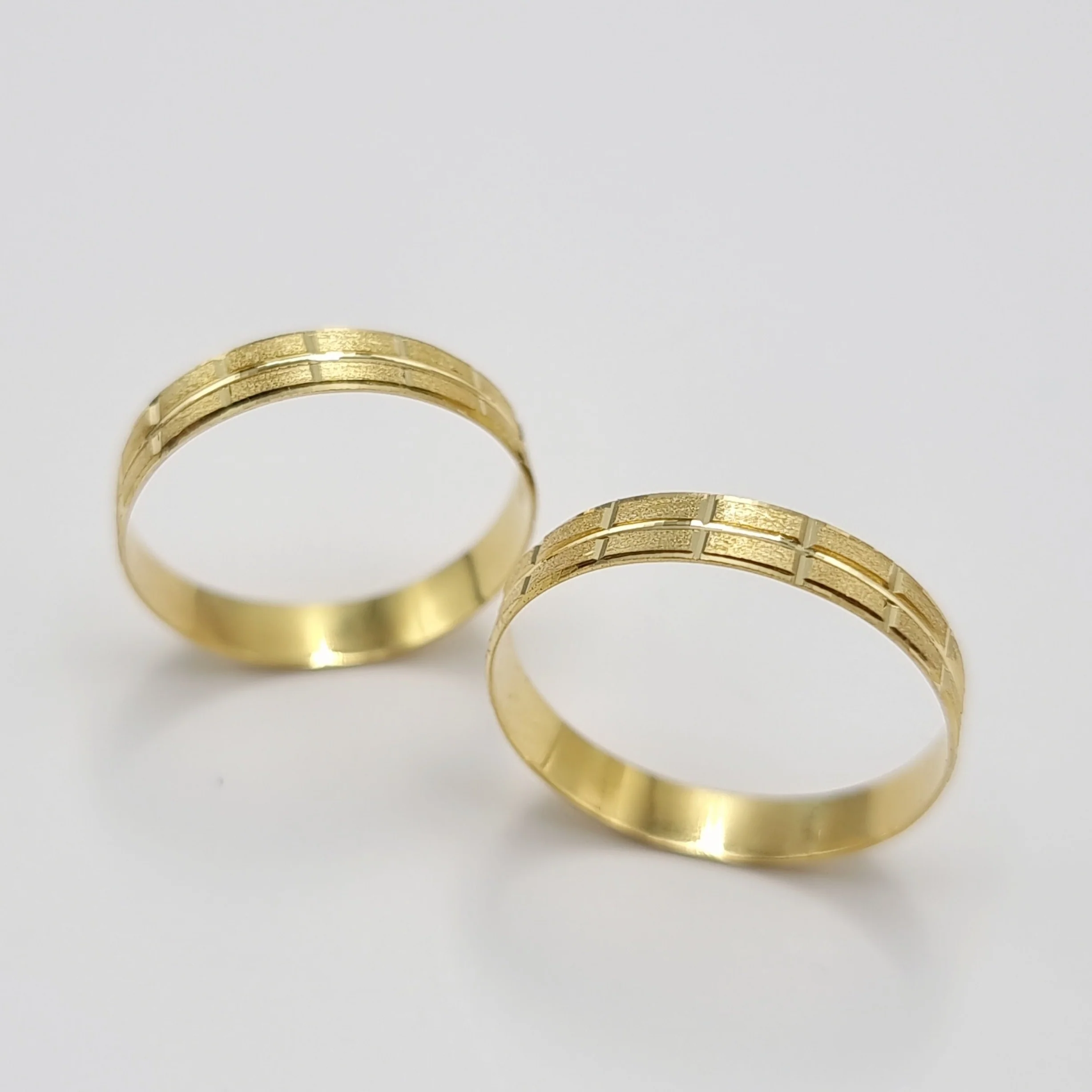 18K Pure Gold Elegant Design Couple Ring - Image 5