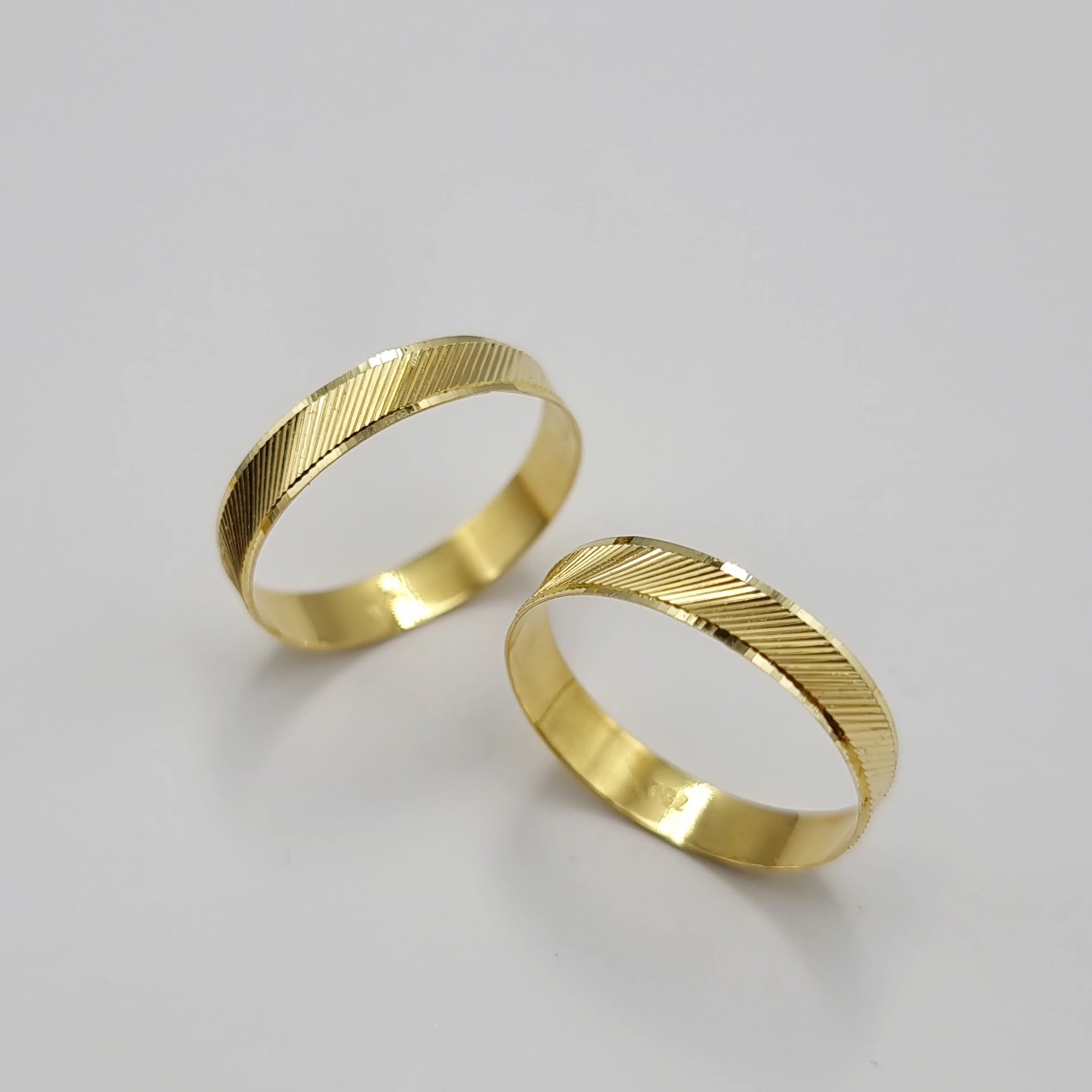 18K Pure Gold Elegant Design Couple Ring - Image 11