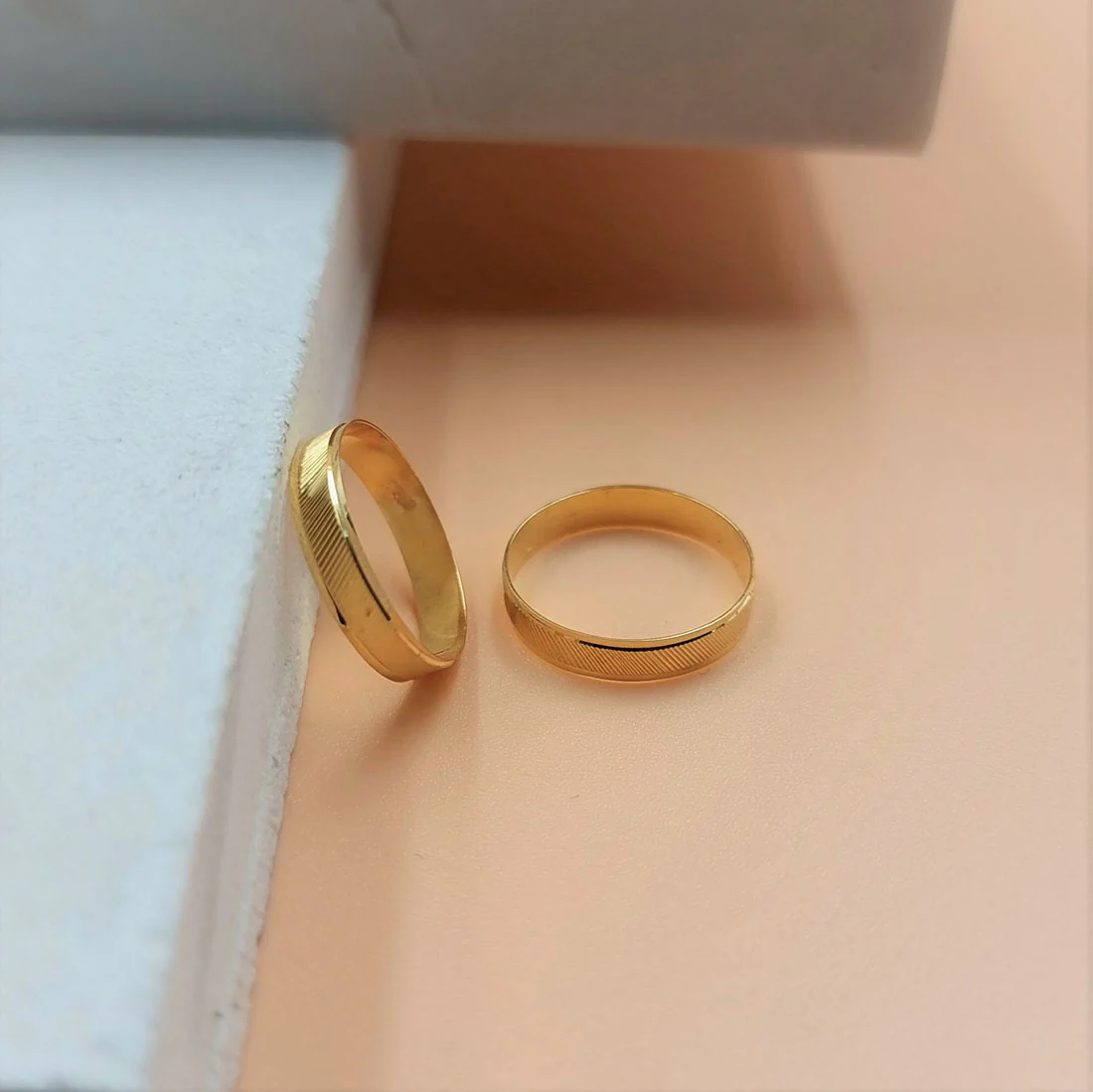 18K Pure Gold Elegant Design Couple Ring - Image 3