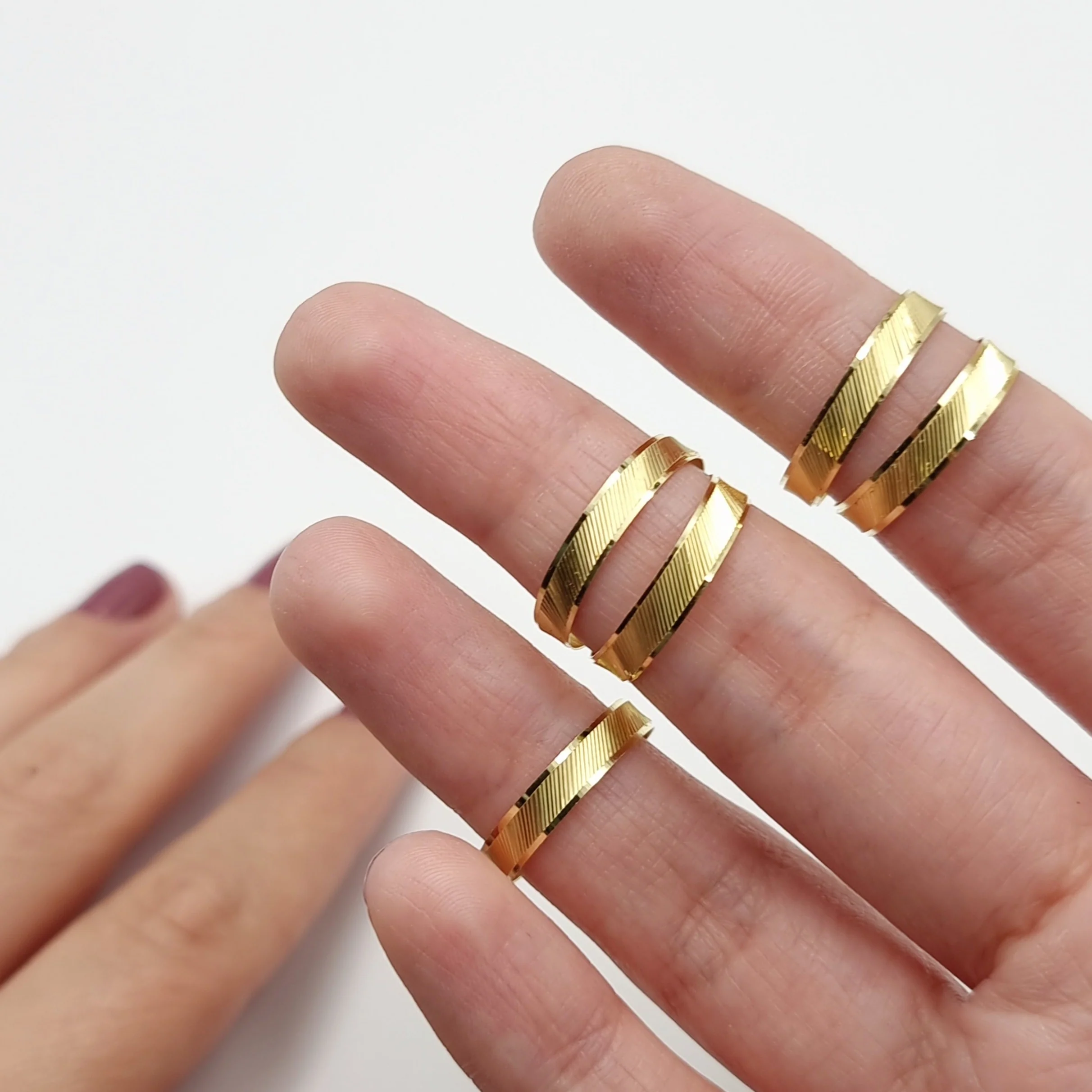 18K Pure Gold Elegant Design Couple Ring - Image 9