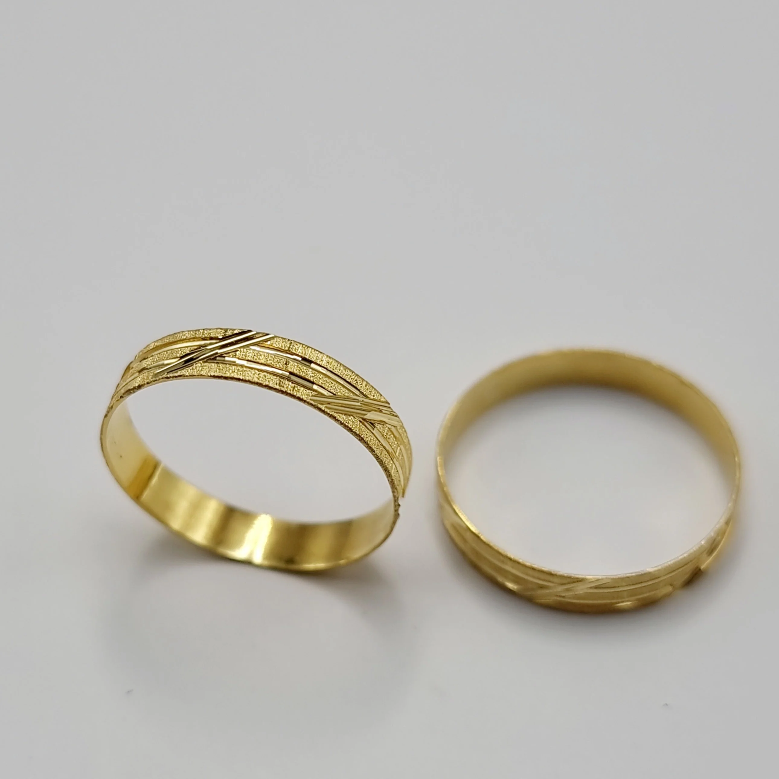 18K Pure Gold Elegant Design Couple Ring - Image 5