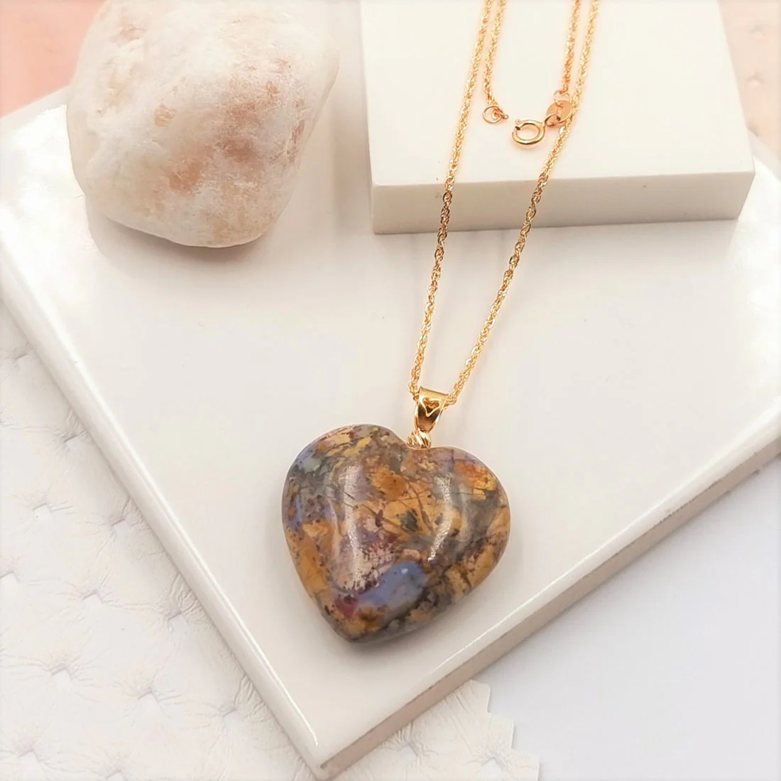 18K Pure Gold Heart Stone Necklace - Image 3