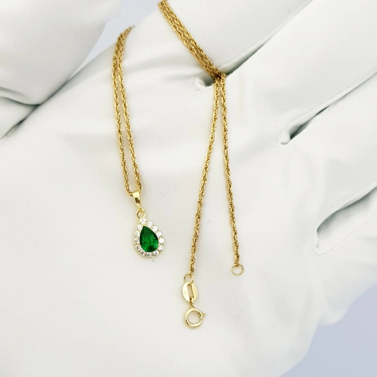 18K Pure Gold Green Stone Necklace - Image 4