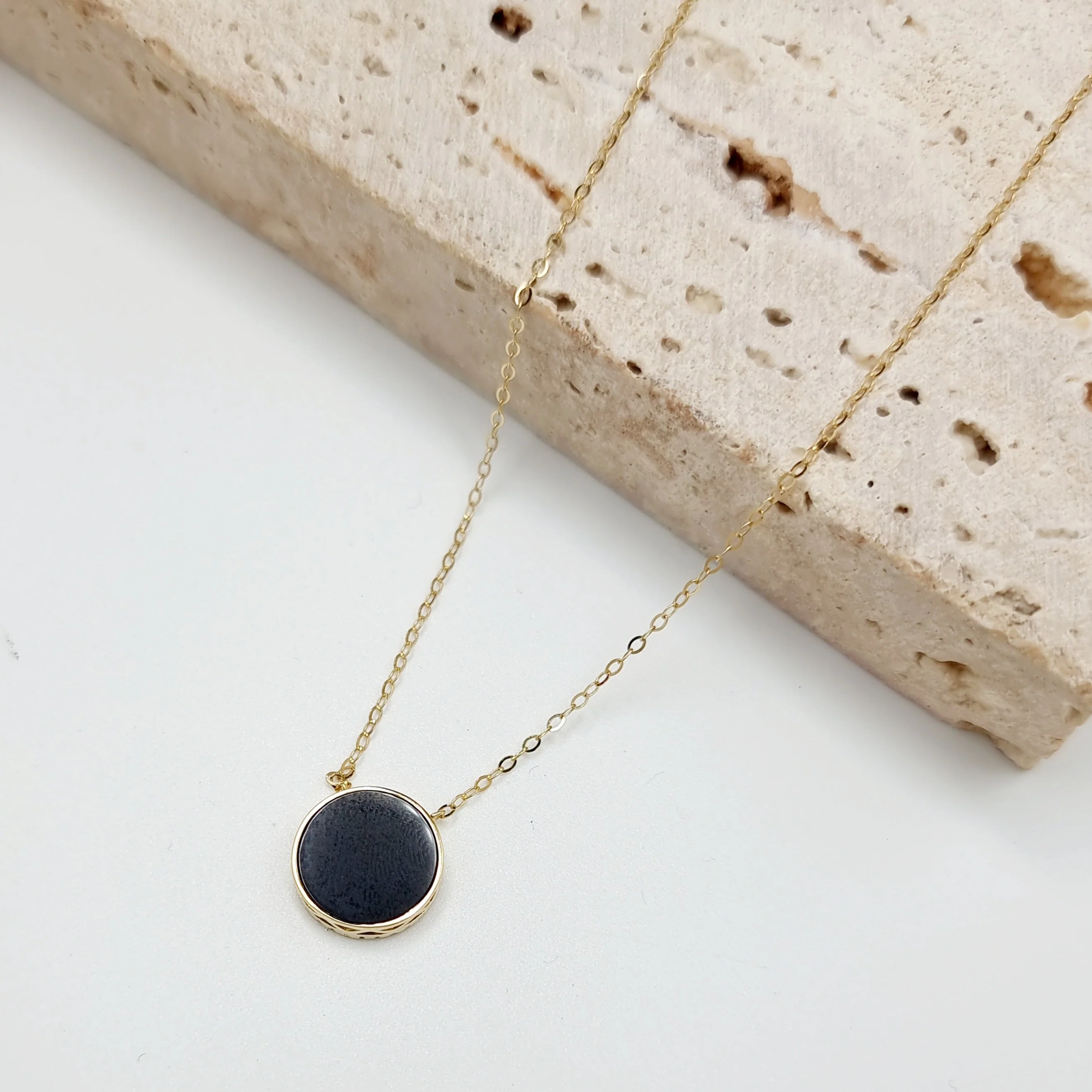 18K Pure Gold Snow Flakes Necklace - Image 5