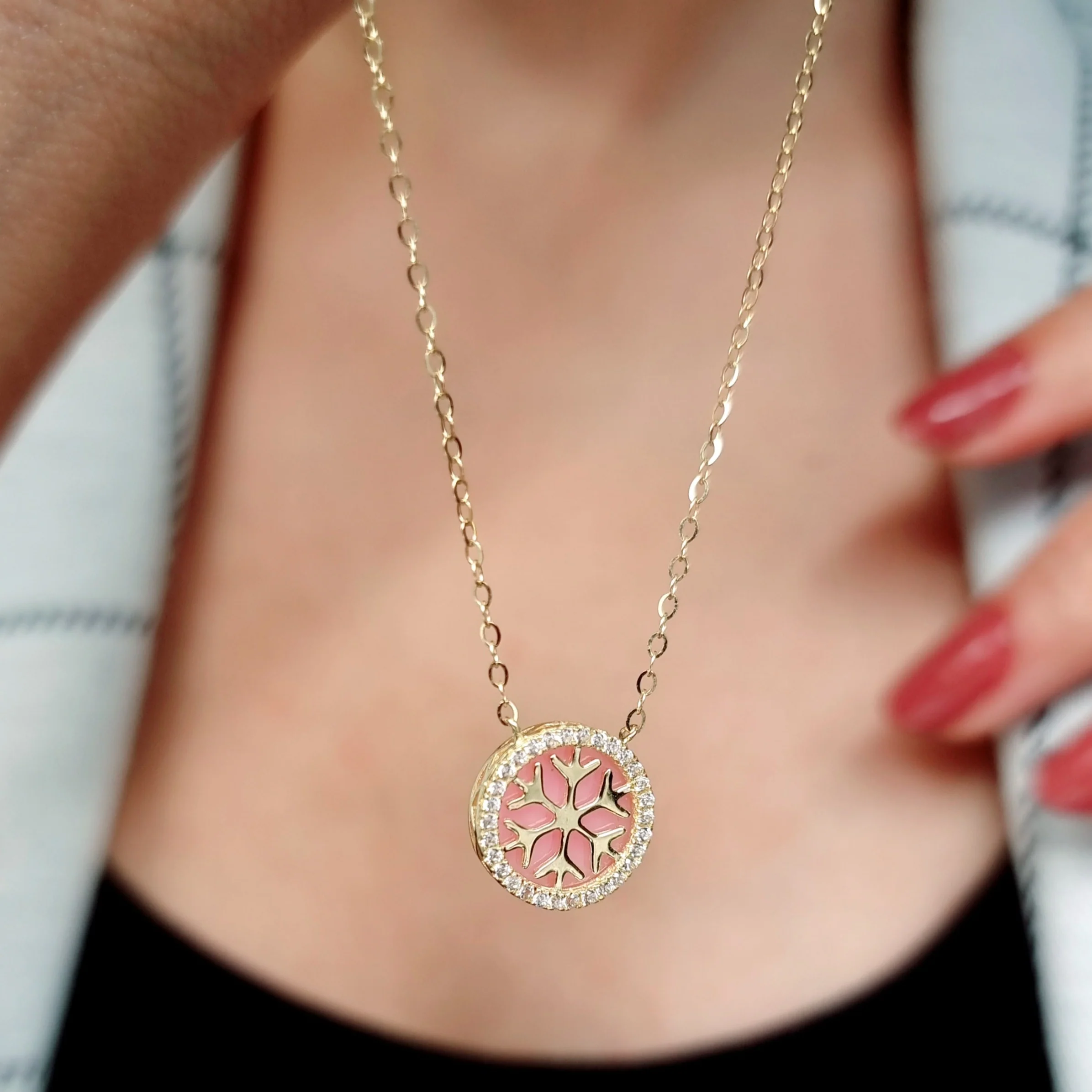 18K Pure Gold Snow Flakes Necklace - Image 3