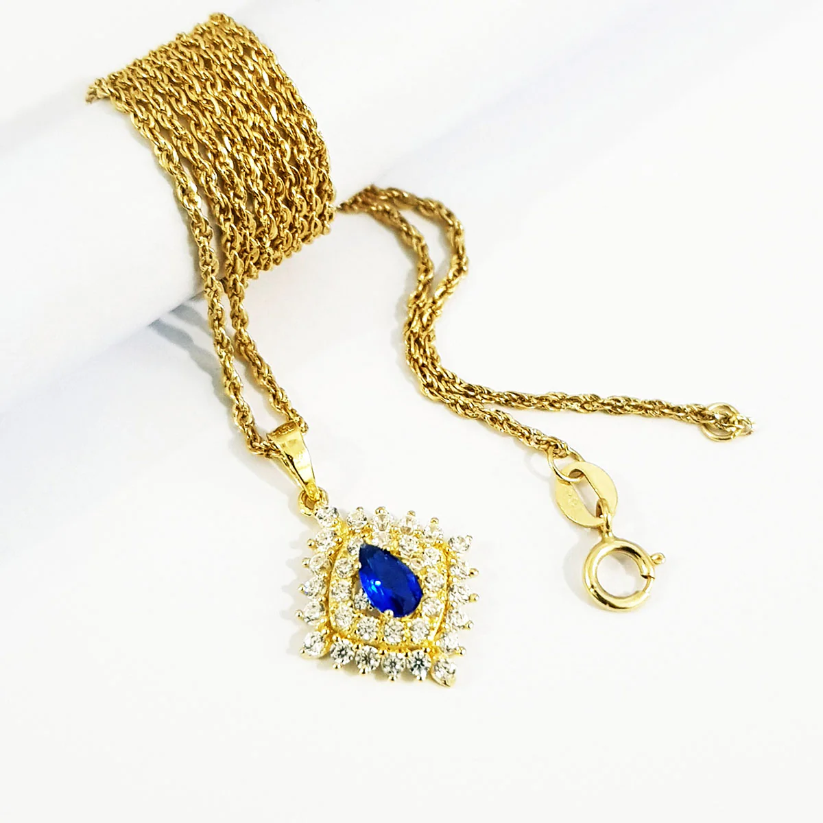 18K Pure Gold Zircon stone Necklace - Image 3